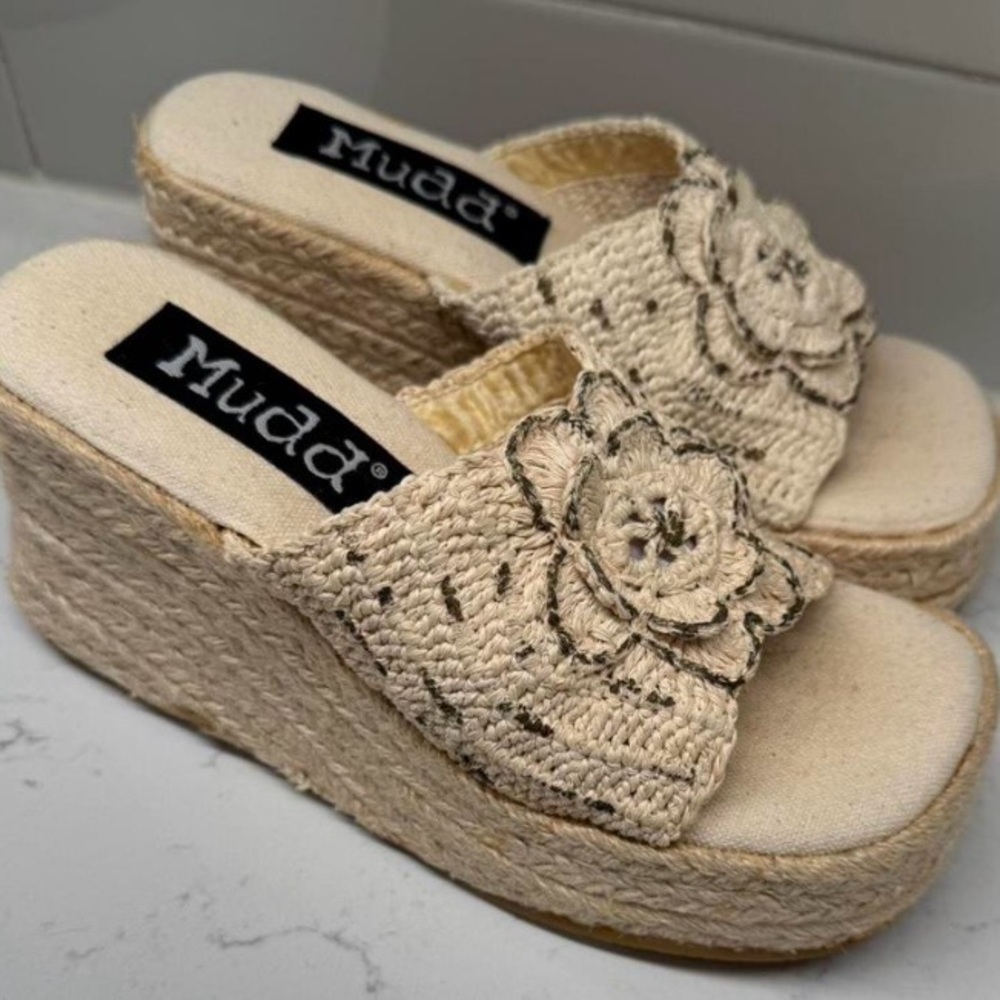Mudd Cream Platform Espadrilles with Ruffle Detail